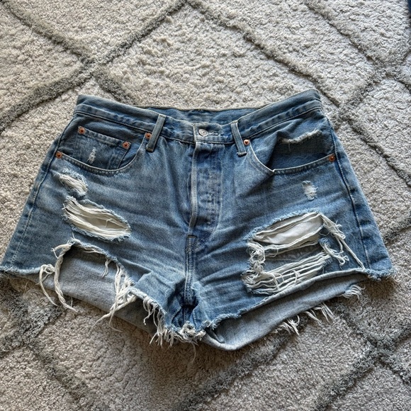 Levi’s premium 501 denim shorts Jean shorts high rise button fly distressed 30 - Picture 1 of 11